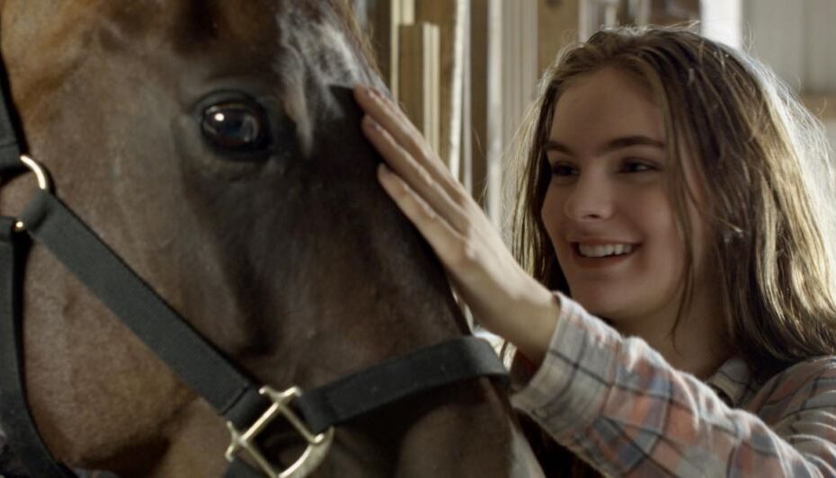 Hora de recomeçar aborda a importância do amor entre humanos e cavalos