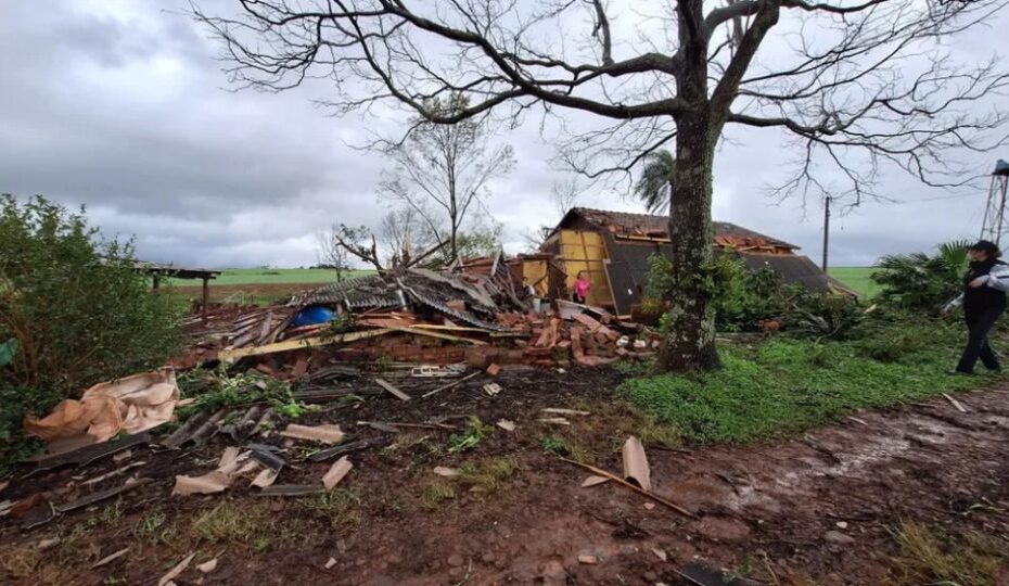 Defesa Civil confirma uma morte após passagem de ciclone no RS