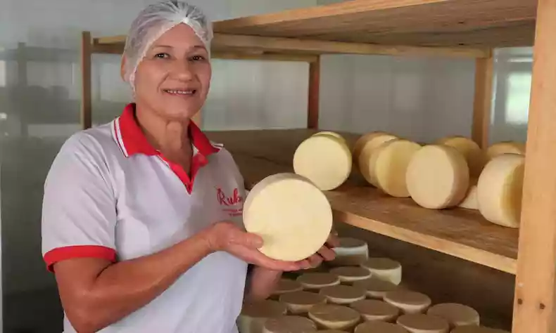 Cidade mineira ensina como usar o queijo para vencer a seca